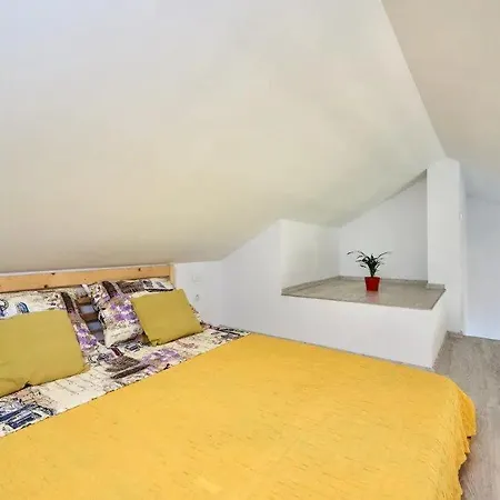 Apartment Charli Trogir